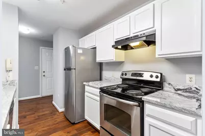 4108 Monument Court #204, Fairfax, VA 22033 - Photo 7