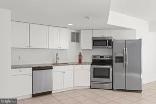 2628 Five Oaks Rd, Vienna, VA 22181 - Photo 25