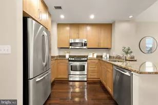 8220 Crestwood Heights Dr, McLean, VA 22102 - Photo 3