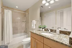 8220 Crestwood Heights Dr, Tysons, VA 22102 - Photo 15