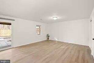 3006 Oakton Meadows Ct, Oakton, VA 22124 - Photo 33