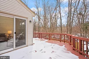 3006 Oakton Meadows Ct, Oakton, VA 22124 - Photo 17