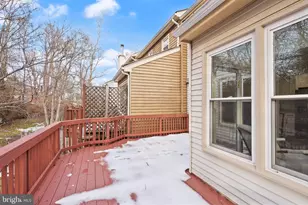 3006 Oakton Meadows Ct, Oakton, VA 22124 - Photo 19