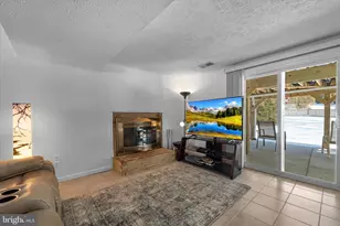 6227 Secret Hollow Ln, Centreville, VA 20120 - Photo 17