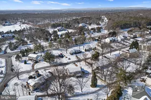 6227 Secret Hollow Ln, Centreville, VA 20120 - Photo 27