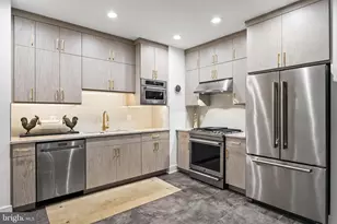 6029 Orris St, McLean, VA 22101 - Photo 43