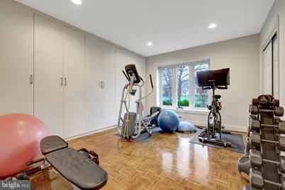 6304 Dunaway Court, McLean, VA 22101 - Photo 19