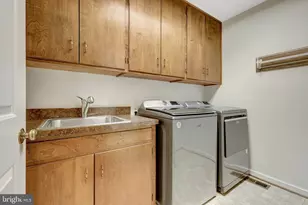 6304 Dunaway Ct, McLean, VA 22101 - Photo 41