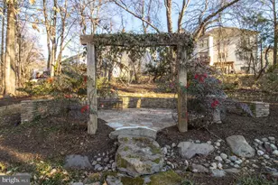 7107 Roxann Rd, Alexandria, VA 22315 - Photo 57