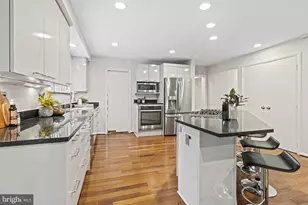 7107 Roxann Rd, Alexandria, VA 22315 - Photo 13