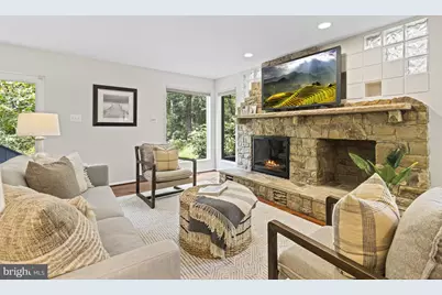 7107 Roxann Road, Alexandria, VA 22315 - Photo 17