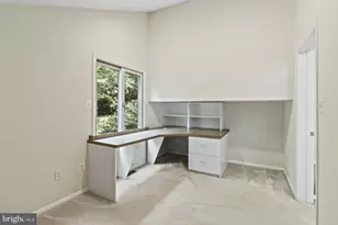 7107 Roxann Rd, Alexandria, VA 22315 - Photo 41