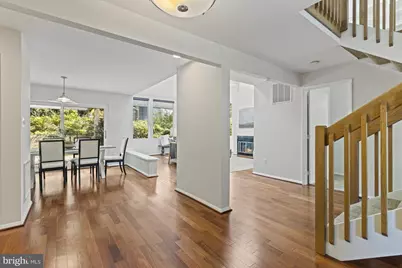 7107 Roxann Road, Alexandria, VA 22315 - Photo 5