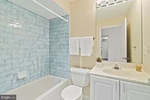 7107 Roxann Rd, Alexandria, VA 22315 - Photo 21