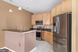 2655 Prosperity Ave, Fairfax, VA 22031 - Photo 3