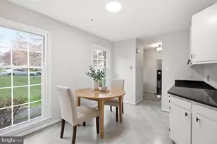 9307 Shari Dr, Fairfax, VA 22032 - Photo 9