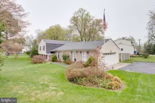 9307 Shari Dr, Fairfax, VA 22032 - Photo 31