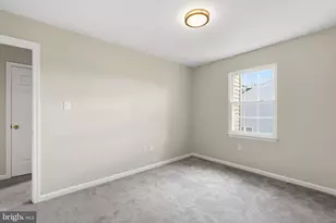 6739 Rockledge Pl, Centreville, VA 20121 - Photo 23