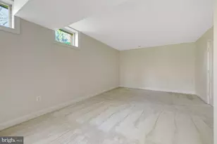 9906 Hessick Ct, Great Falls, VA 22066 - Photo 51