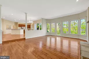 9906 Hessick Ct, Great Falls, VA 22066 - Photo 17