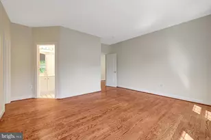 9906 Hessick Ct, Great Falls, VA 22066 - Photo 33