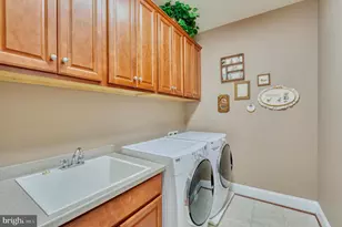 6739 Darrells Grant Pl, Falls Church, VA 22043 - Photo 55