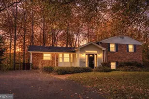 4962 Sabra Ln, Annandale, VA 22003 - Photo 1