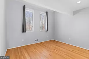 10124 Captain Hickory Pl, Great Falls, VA 22066 - Photo 59