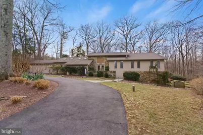 10124 Captain Hickory Place, Great Falls, VA 22066 - Photo 1