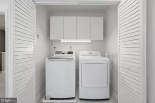 9930 S Park Cir, Fairfax Station, VA 22039 - Photo 39