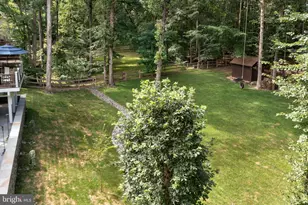 9930 S Park Cir, Fairfax Station, VA 22039 - Photo 13