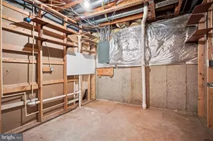 12318 Valley High Rd, Herndon, VA 20170 - Photo 45