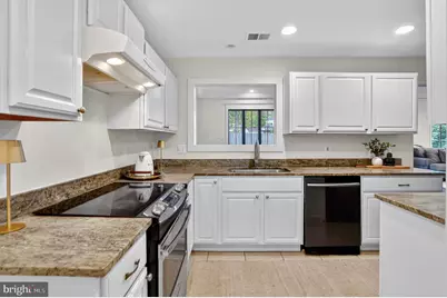 1534 Youngs Point Place, Herndon, VA 20170 - Photo 17