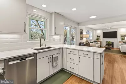 3826 Beech Down Drive, Chantilly, VA 20151 - Photo 9