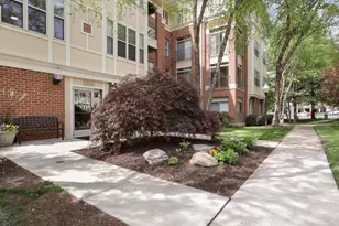 1851 Stratford Park Pl, Reston, VA 20190 - Photo 25