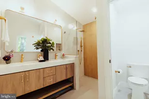 108 Interpromontory Rd, Great Falls, VA 22066 - Photo 11