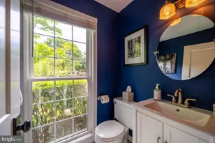 2235 Abbotsford Dr, Vienna, VA 22181 - Photo 29