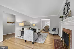 7515 Fairwood Ln, Falls Church, VA 22046 - Photo 5