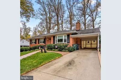 7515 Fairwood Lane, Falls Church, VA 22046 - Photo 3