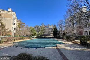 12919 Alton Square, Herndon, VA 20170 - Photo 33