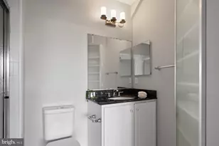 13048 Cabin Creek Rd, Herndon, VA 20171 - Photo 29