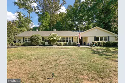 11607 Helmont Drive, Oakton, VA 22124 - Photo 5