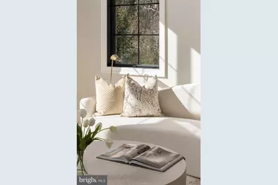 8634 Overlook Road, McLean, VA 22102 - Photo 9