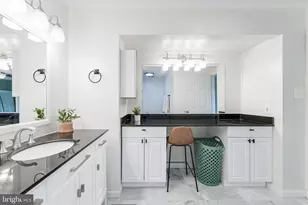 2002 Golf Course Dr, Reston, VA 20191 - Photo 33