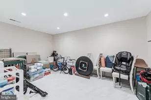 2002 Golf Course Dr, Reston, VA 20191 - Photo 35