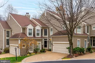 11426 Hollow Timber Ct, Reston, VA 20194 - Photo 3