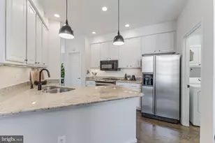 11426 Hollow Timber Ct, Reston, VA 20194 - Photo 15