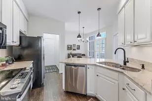 11426 Hollow Timber Ct, Reston, VA 20194 - Photo 17