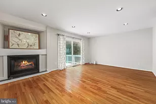 1705 Blue Flint Ct, Reston, VA 20190 - Photo 3