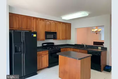 8836 Ashgrove House Lane #202, Vienna, VA 22182 - Photo 7